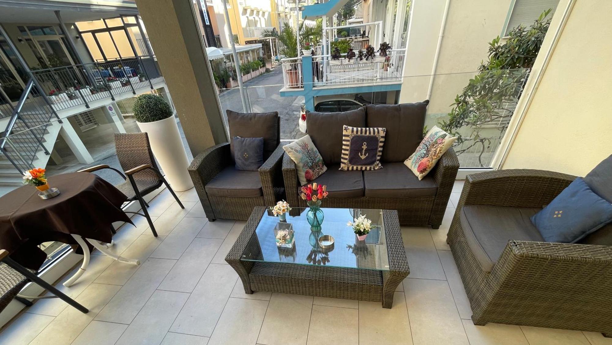 Hotel Vienna Rivazzurra ริมินี ภายนอก รูปภาพ