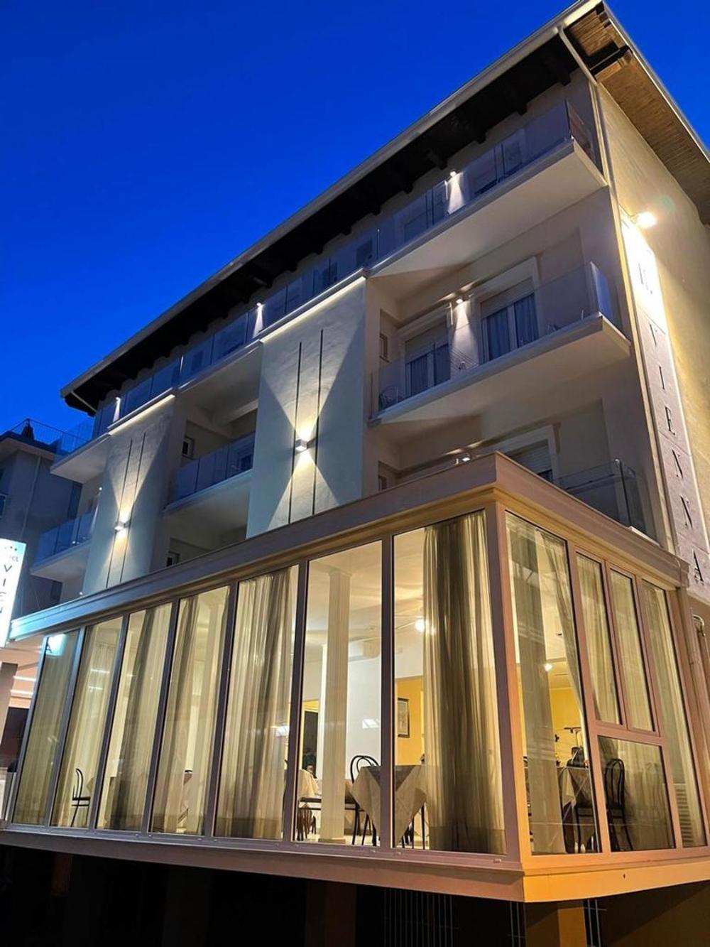 Hotel Vienna Rivazzurra ริมินี ภายนอก รูปภาพ